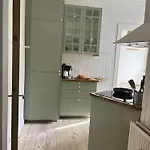 Lovely In Charming Town House Appartement